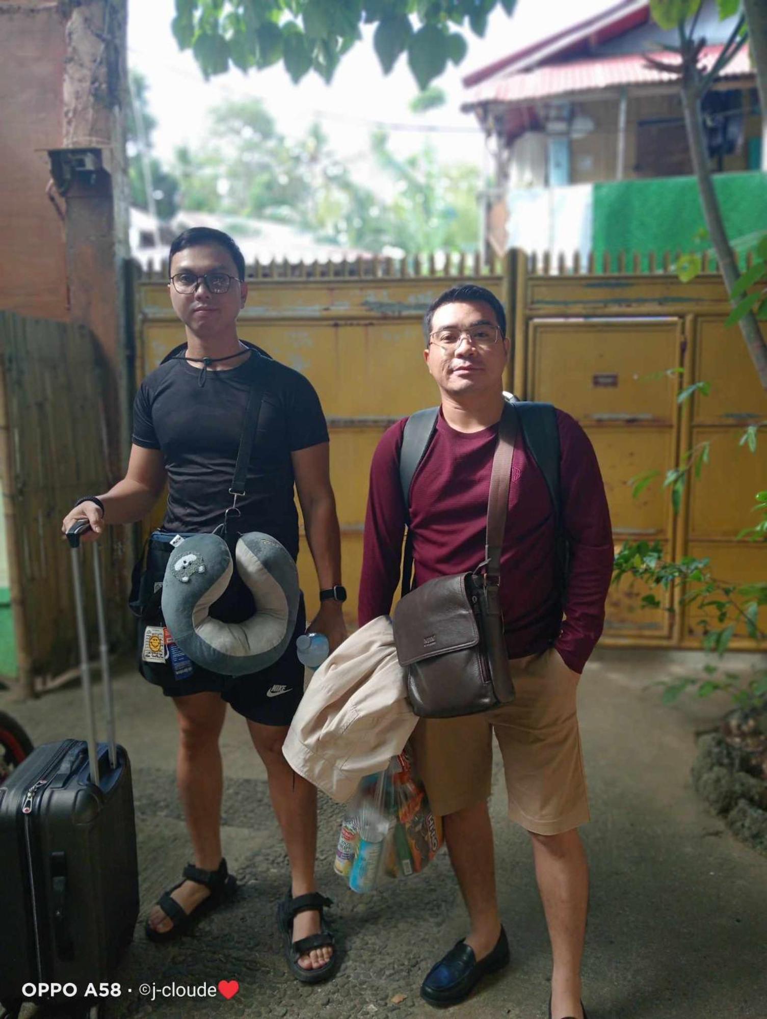 Bambooze Hauz Hotel Balabag  Exterior photo