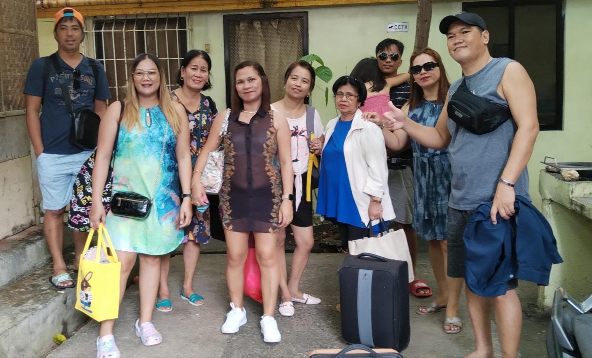 Bambooze Hauz Hotel Balabag  Exterior photo